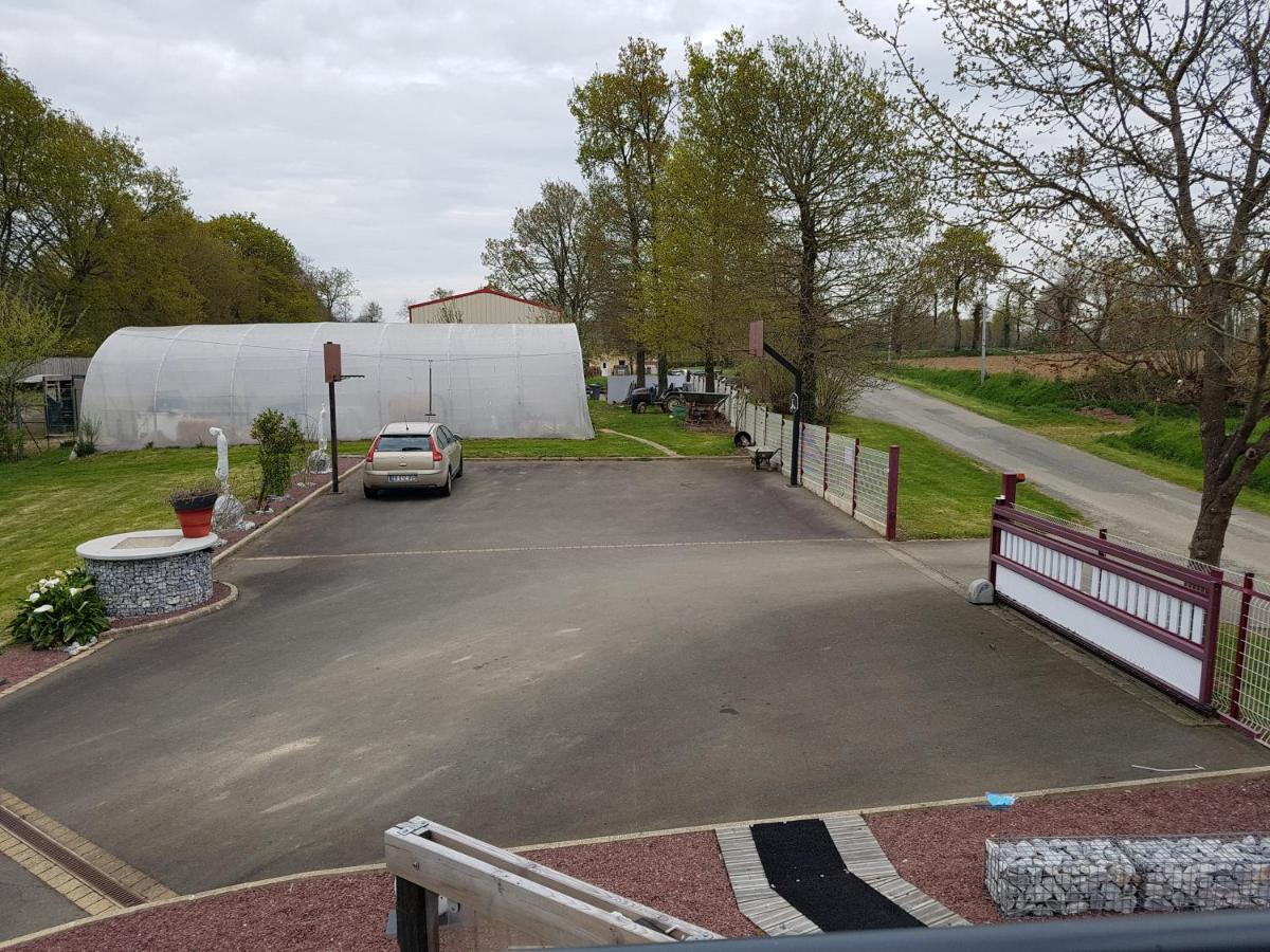 Le Pont Sée Romille Exterior foto